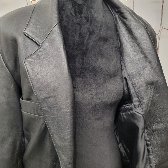 Leather Jacket - Picture 7 of 8